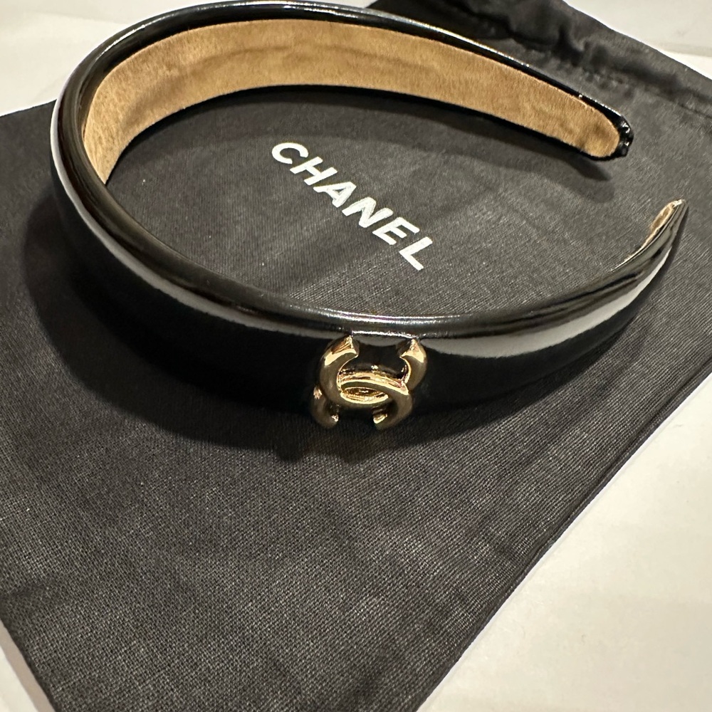 CHANEL Black and Gold Hair Accessory